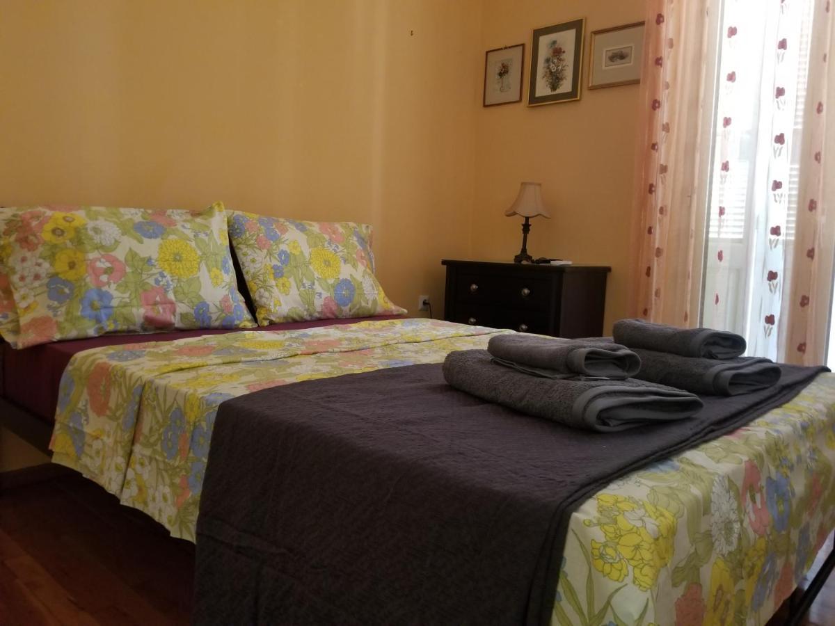 Apartament Angels Sleep Here *
