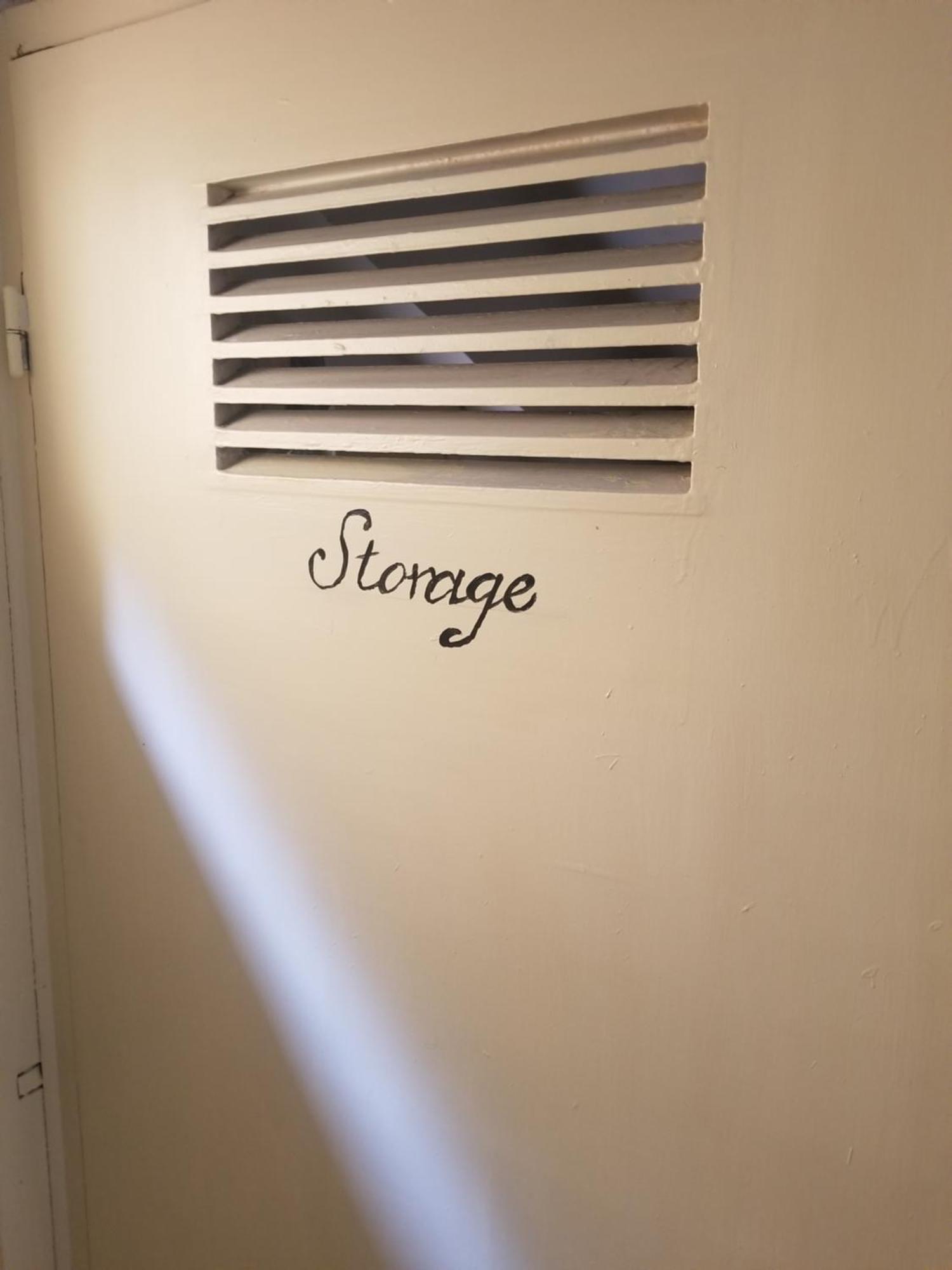 Angels Sleep Here * Ateny